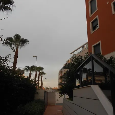 Jardinas De Les Marinas *