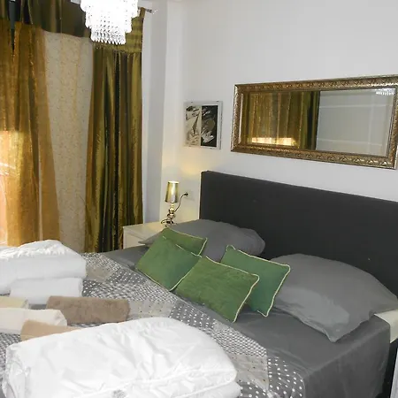 Jardinas De Les Marinas