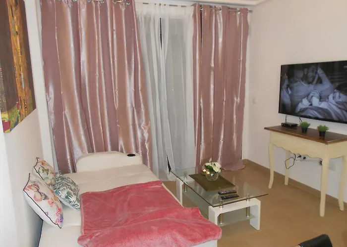 Jardinas De Les Marinas *